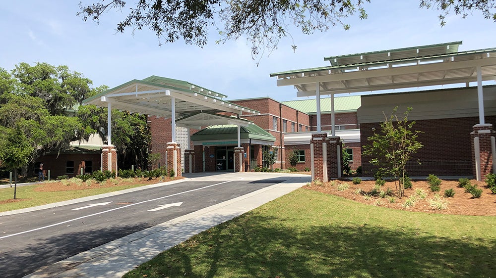 View of the Beaufort Memorial Surgical Pavilion main entrance from the parking lot.