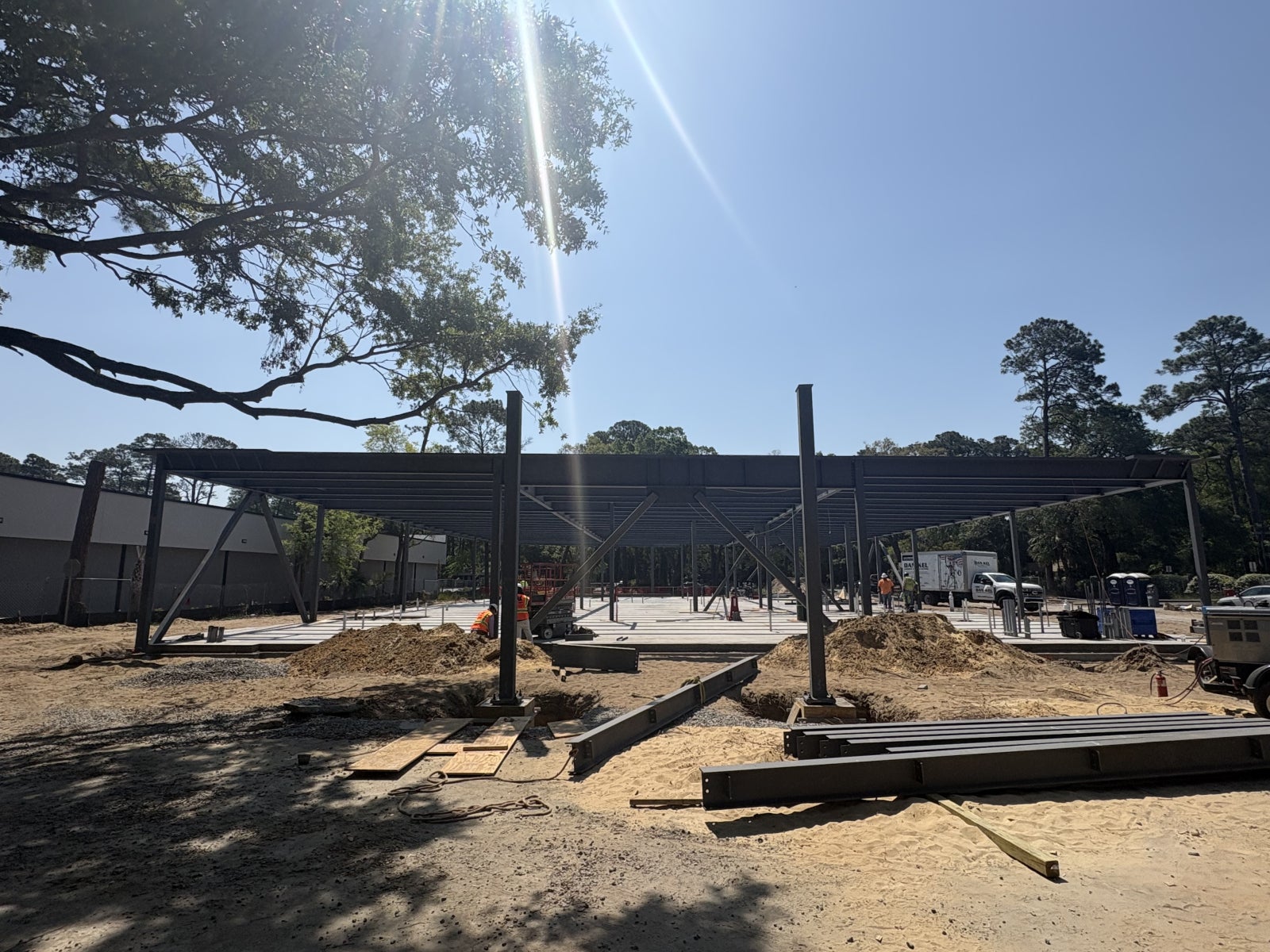 Vertical steel beams outline the Hilton Head Island Emergency and Urgent Care 